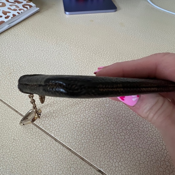 Louis Vuitton - Damier Ebene Canvas - Key Pouch - Picture 4 of 8